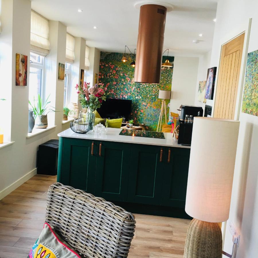 The Art Attic A Stylish Boutique Apartment Builth Wells Εξωτερικό φωτογραφία
