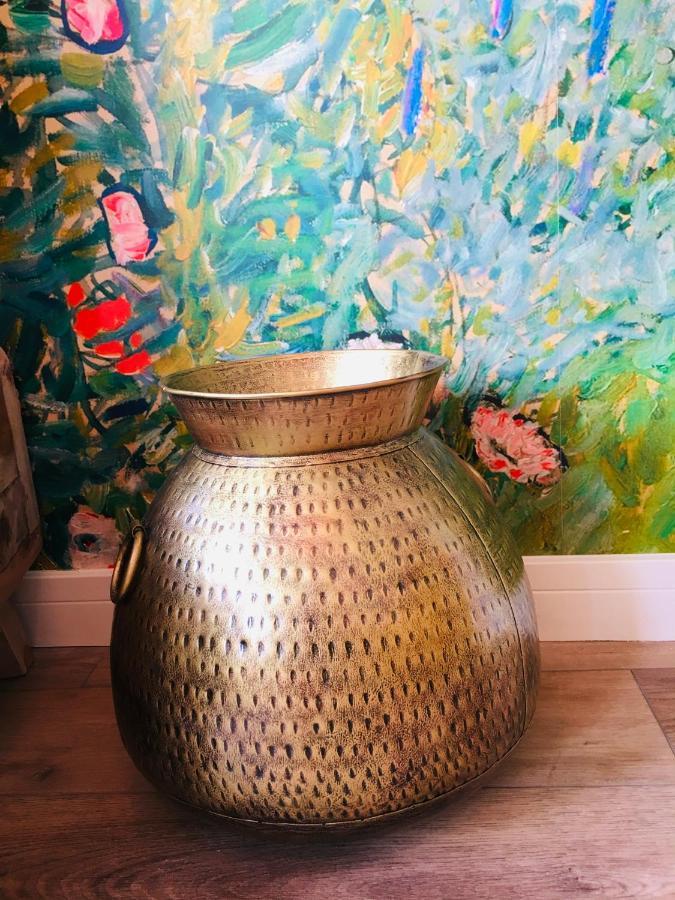 The Art Attic A Stylish Boutique Apartment Builth Wells Εξωτερικό φωτογραφία