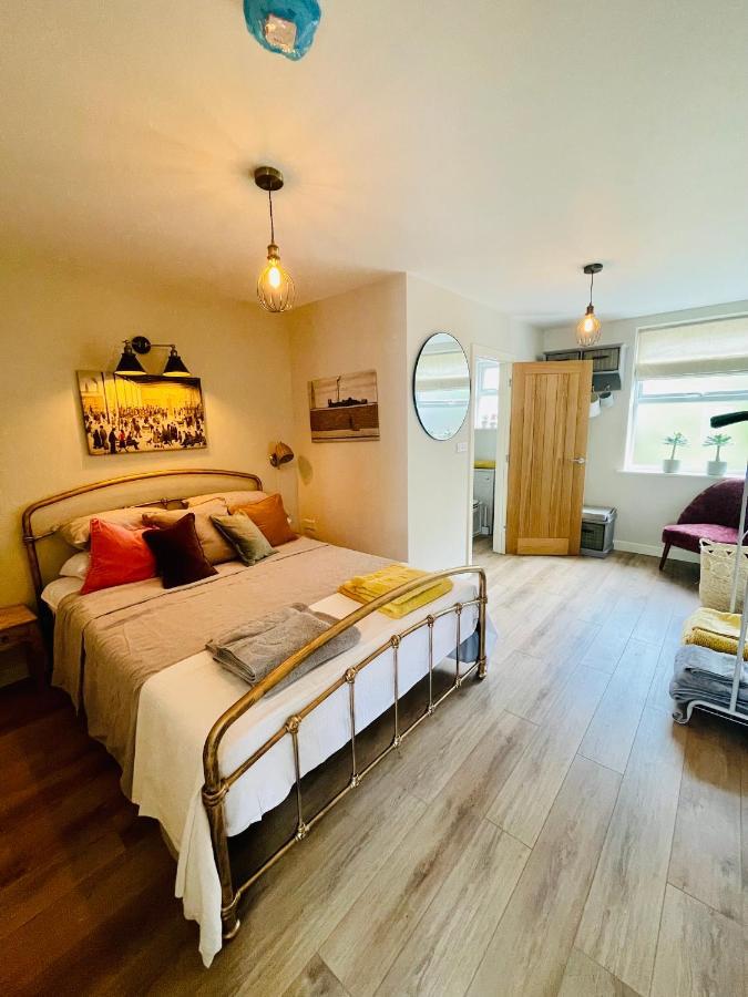 The Art Attic A Stylish Boutique Apartment Builth Wells Εξωτερικό φωτογραφία