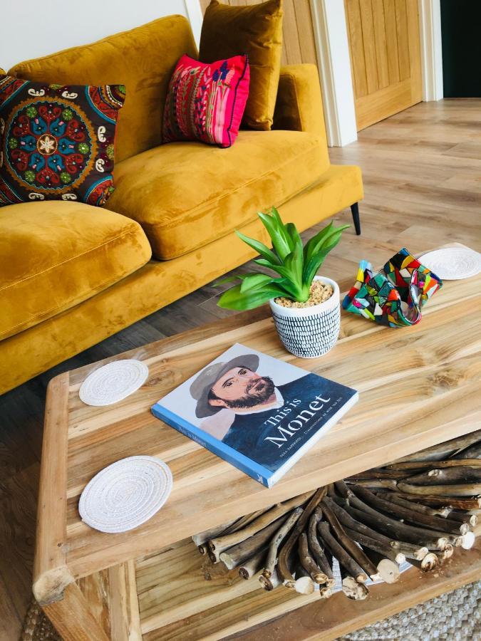The Art Attic A Stylish Boutique Apartment Builth Wells Εξωτερικό φωτογραφία