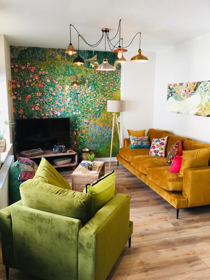 The Art Attic A Stylish Boutique Apartment Builth Wells Εξωτερικό φωτογραφία